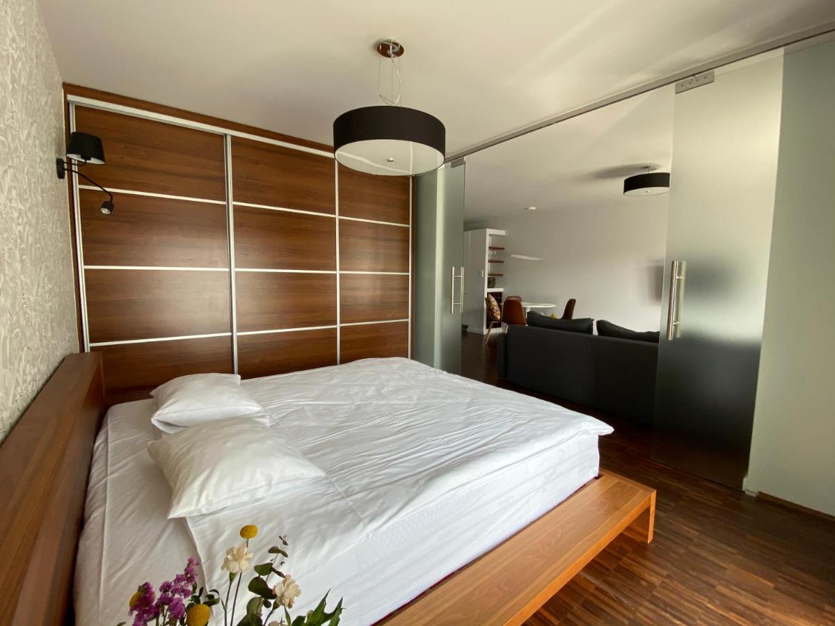 Aravel Suites Apartment
