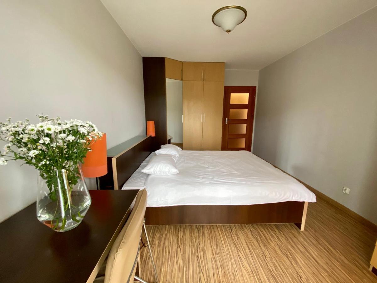 Apartment Aravel Suites *